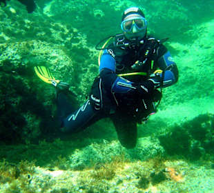 Unter Wasser in Xlendi