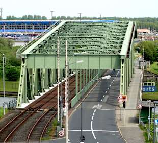 Blick vom Turm auf die Drehbrücke