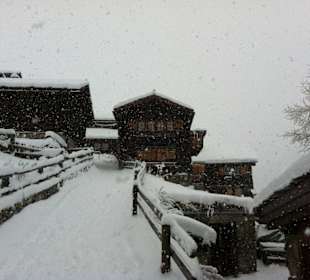 Walking up on skis form Winkelmatten