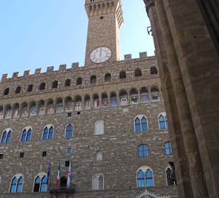 Palast mit dem Eingang