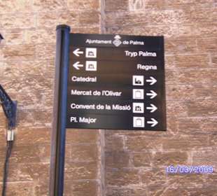 Auf dem Weg vom Bus-Bahnhof zur Kathedrale La Seu