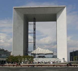 Nowoczesny łuk triumfalny