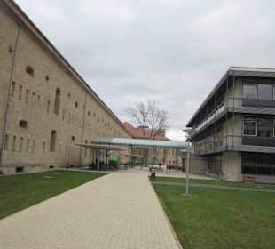 Seysselkaserne/Universität