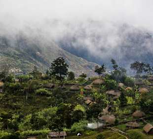 Wioska w dolinie Baliem