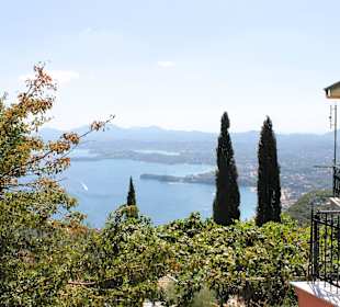 Fahrt auf den Pantokrator-Ausblick
