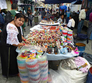 Samstag ist die ganze Stadt ein großer Markt