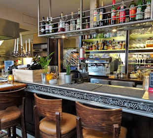 Die Gasträume des Restaurant Topaz