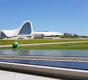 Heydar Aliyev Center