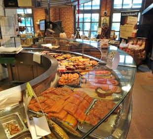 Rundgang durch Fiedlers Fischmarkt