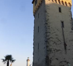 Der Mangturm an der Promenade