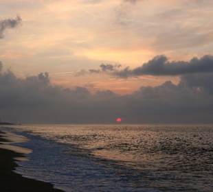 Wschód słońca w pineda de mar