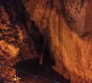 Dim Höhle
