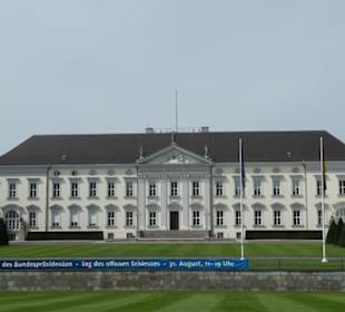 Schloss Bellevue, das Schloss zur schönen Aussicht