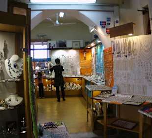 Souvenirshop in der Markthalle