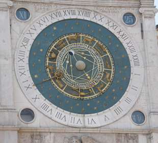 Часовая башня Адмиралтейства 