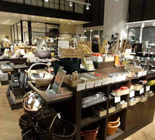 Rundgang durch das Manufactum Bremen