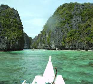 Ab hier mussten wir zur Big Lagoon schwimmen