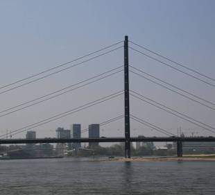 Kniebrücke