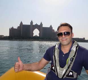 Am Atlantis the Palm vorbei