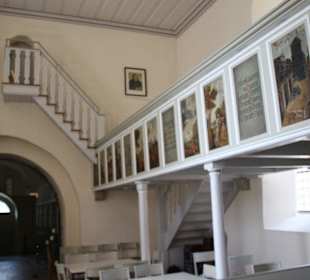Empore