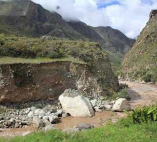 Peru, Urubamba River vom Zug Cusco-Machu Picchu