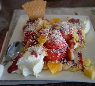 Raith's deli, gelateria and bakery