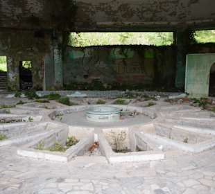 Ruine Badhaus des Sanatoriums