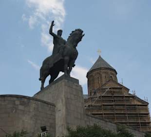 Denkmal für König Wachtang I. Gorgassali