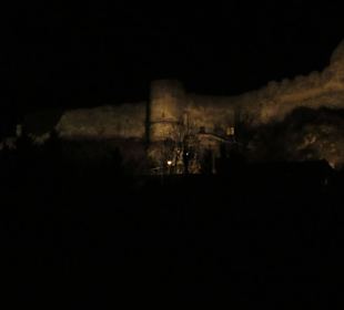 Burg am Abend