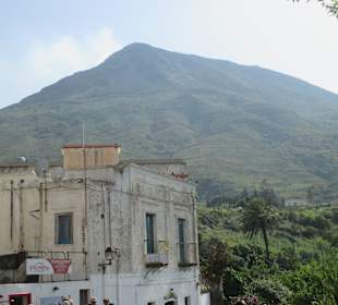 Ausflug mit Schiff zum Stromboli