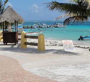 Strand vom Pelicano-Restaurant