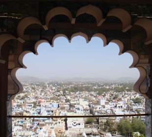 Blick auf Udaipur vom Stadtpalast