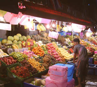 Nachts auf dem Gemüsebasar