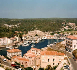 Der wunderschöne Naturhafen von Bonifacio