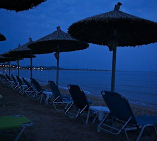 Der Road House - Strand bei Nacht