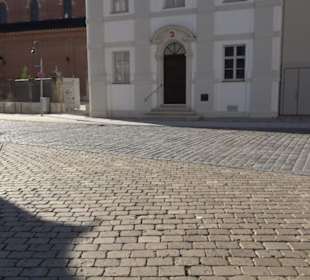Leonrodplatz