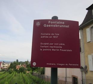 Vor dem Park Museum Folie Marco