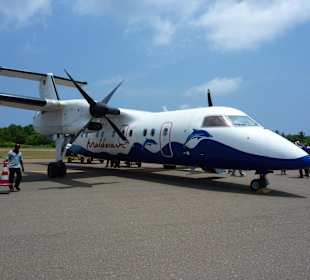 Flugzeug von Male-Hanimadhoo