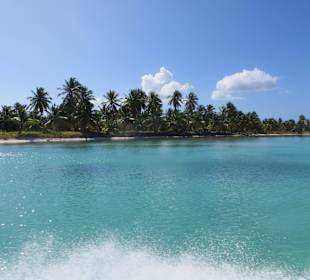 Vorbei an Traumstränden Richtung Saone