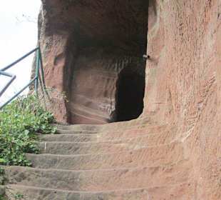 Schöne Burgruine Drachenfels