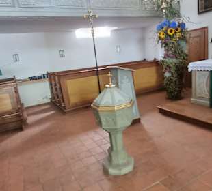 Innere der Schlosskirche