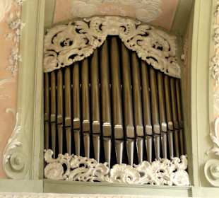 Orgelprospekt in der Kapelle