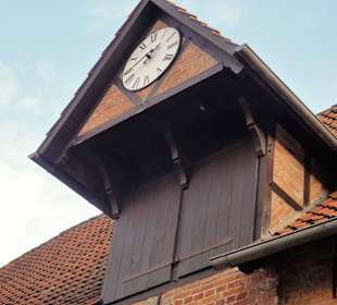 Außenansicht der Burg Blomendal