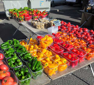 Impressionen vom Wochenmarkt Saint-Cyprien-Plage