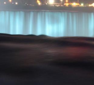 Wunderschön bei Nacht angestrahlt