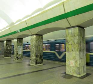 Züge sind schnell und sauber