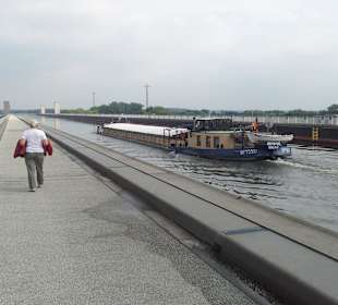 Kanalbrücke über die Elbe