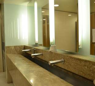 Shopping Center Suria KLCC