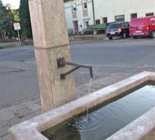 Storchenbrunnen Altheim