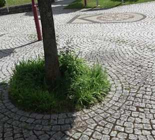 Dorfbrunnen an der Kirche Bittelbronn